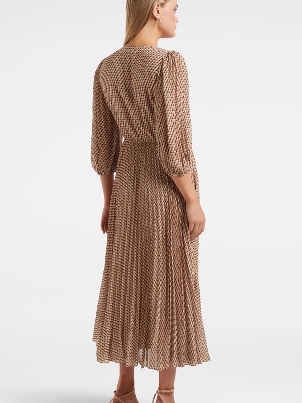 Ever New Viviana twist front pleated midi dress - Picture 4 of 7